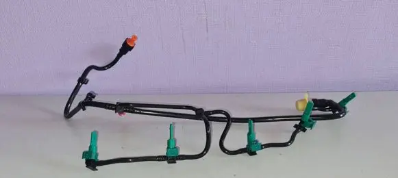 Ford Transit Fuel injector supply line/pipe 7C169K022AB 1483815