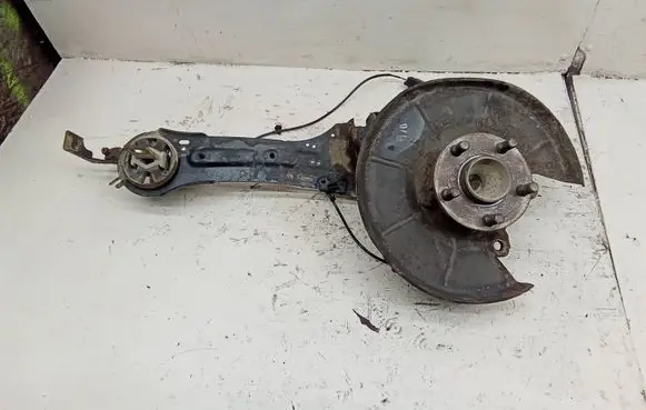 Ford Galaxy Rear wheel hub spindle/knuckle 6G915A968