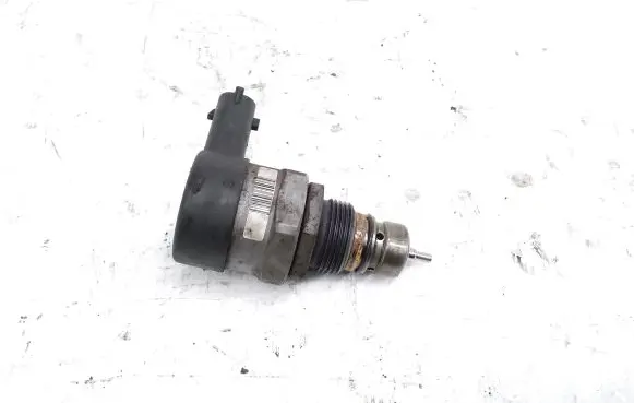 Honda CR-V Fuel pressure regulator 0281002966
