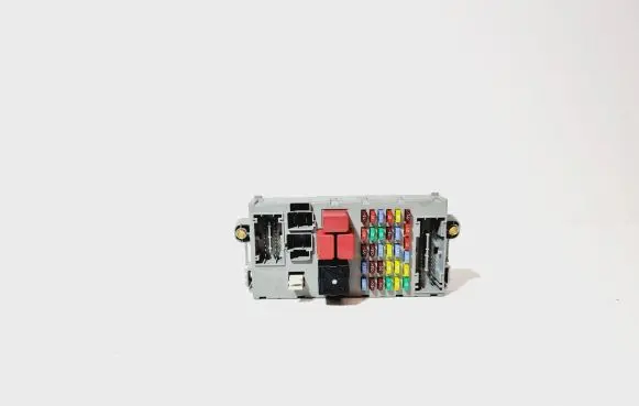 Alfa Romeo 159 Fuse module 50513353 939A0