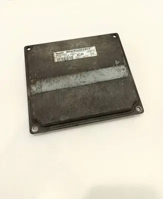 Ford Fiesta Engine control unit/module 6S6112A650FH S120977315 E111002081