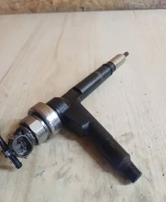Opel Astra H Fuel injector 8973138612 12F23948