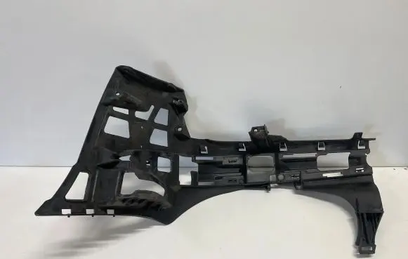 Mercedes-Benz E W211 Front bumper mounting bracket A2118800652