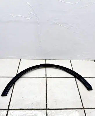 Land Rover Evoque I Front arch trim BJ3216A075AC BJ3216A075BE