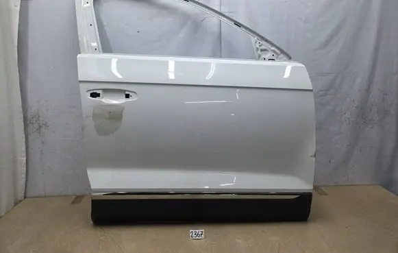 Volkswagen T-Roc Front door 2GA83121