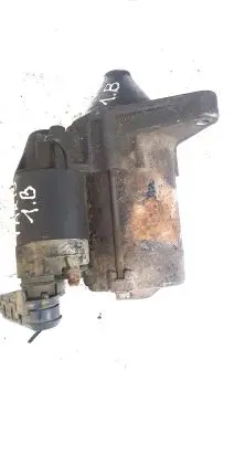 Toyota Yaris Starter motor 2810023020