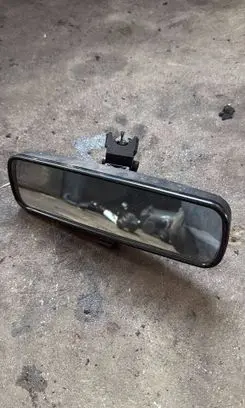 Volvo V50 Rear view mirror (interior) 8667227