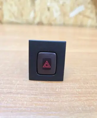 Volvo XC70 Hazard light switch 30710106 07W194