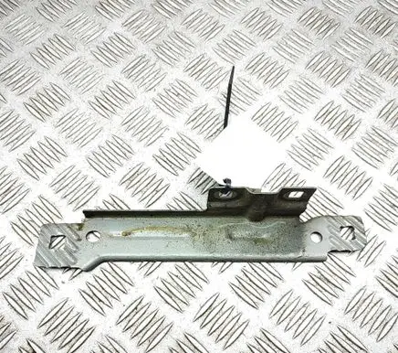 Mercedes-Benz S C217 Fender mounting bracket A2228811314