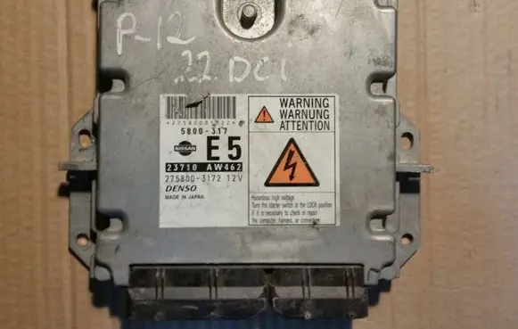 Nissan Primera Engine control unit/module 23710AW462 2758003172Z