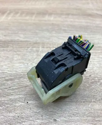 BMW 5 E60 E61 Plug wire 017196711 017196792