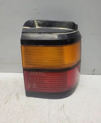 Volkswagen PASSAT B3 Rear/tail lights 333945112