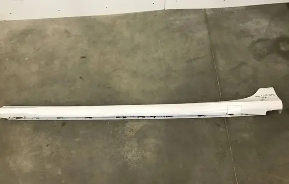 Opel Insignia B Sill 39132747