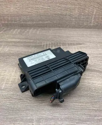 Audi A6 S6 C6 4F Power management control unit 4F0907280