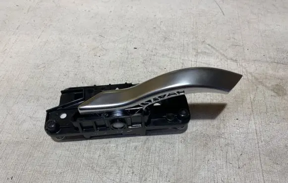 BMW 7 G11 G12 Front door interior handle 7398825