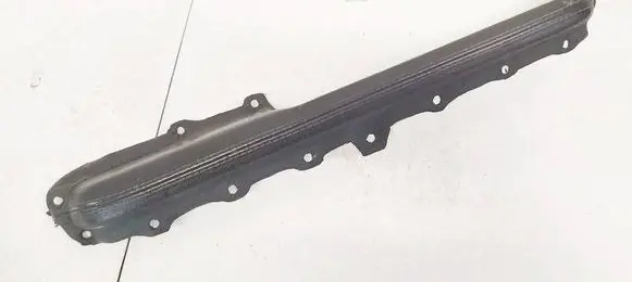 Suzuki Swift I Other front door trim element 