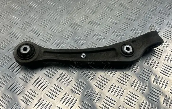 Front lower control arm/wishbone