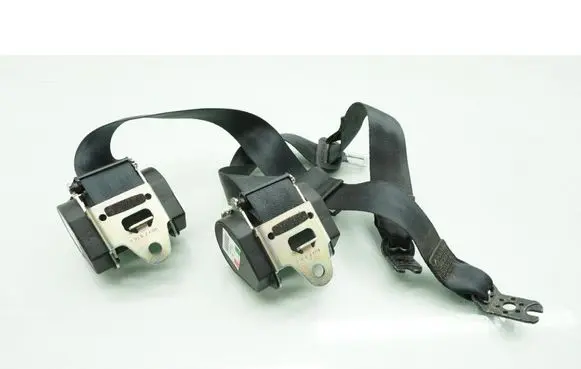 Skoda Octavia Mk3 (5E) Front seatbelt