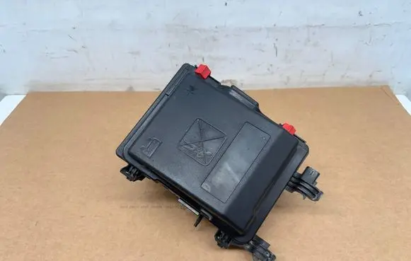 Citroen C4 II Picasso Fuse box set C4PICOBBEZP1 9804681980