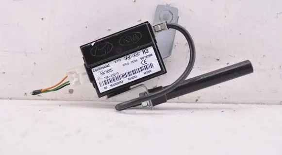 Hyundai ix35 Antenna control unit 954702S200