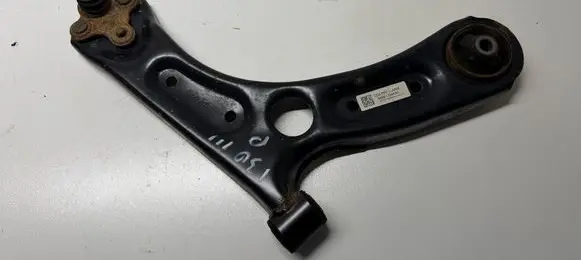 Hyundai i30 Front control arm 54501G4AA0