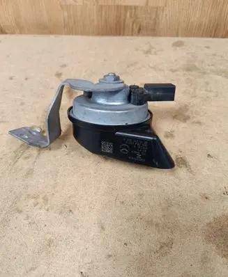 Mercedes-Benz C AMG W205 Horn signal A2055421420