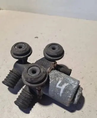 Coolant heater control valve