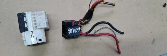 Audi Q3 F3 Ignition lock contact 7M0905865B