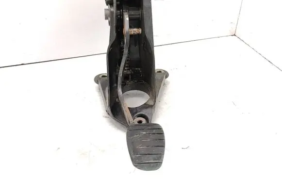 Clutch pedal