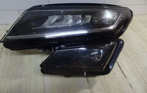 Skoda Kodiaq Headlight/headlamp 566941015E