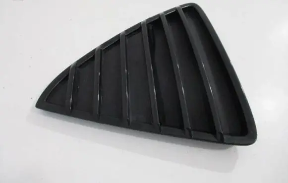 Ford Focus Front bumper lower grill BM5117K947C