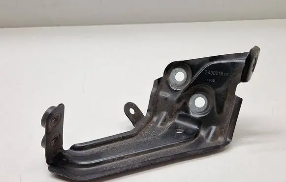 BMW X3 G01 Fender mounting bracket 7400219