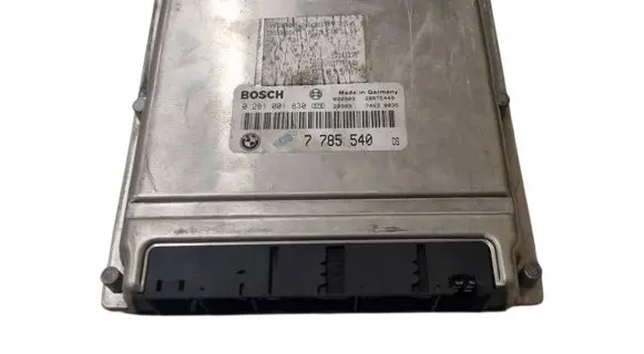 BMW 5 E39 Engine control unit/module 7785540 0281001830