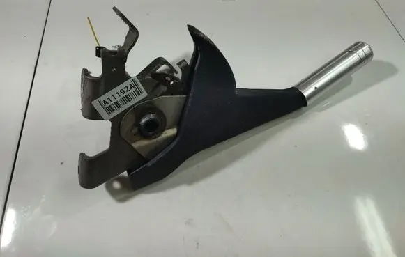 Mitsubishi Grandis Handbrake/parking brake lever assembly 