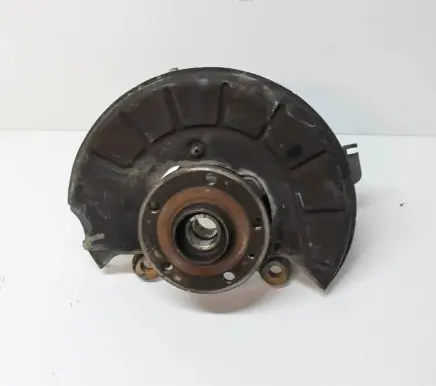 Volkswagen Touran I Front wheel hub