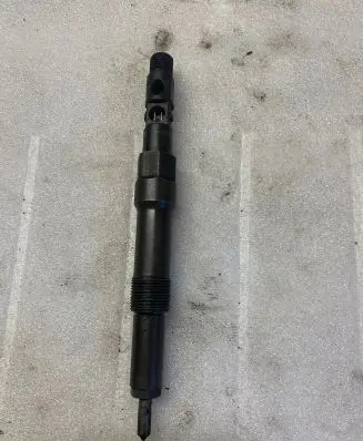 Ford Mondeo Mk III Fuel injector DC4E6427 4S7Q9K546BD 2471EZ15F43