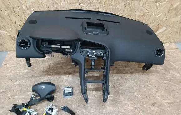 Peugeot 5008 Airbag set with panel 9684672580 CB351380X