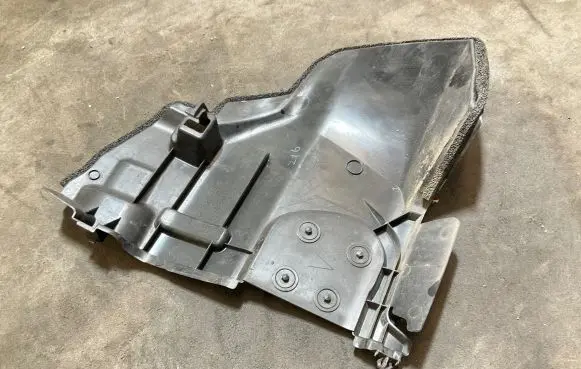 Lexus RX 450H Intercooler air guide/duct channel 5329348140 5329348130