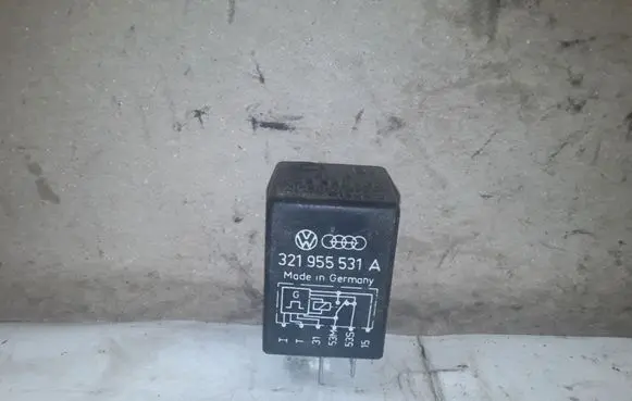 Volkswagen PASSAT B3 Other relay 321955531A