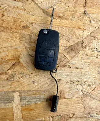 Audi A6 S6 C6 4F Ignition key/card 4D0837231K