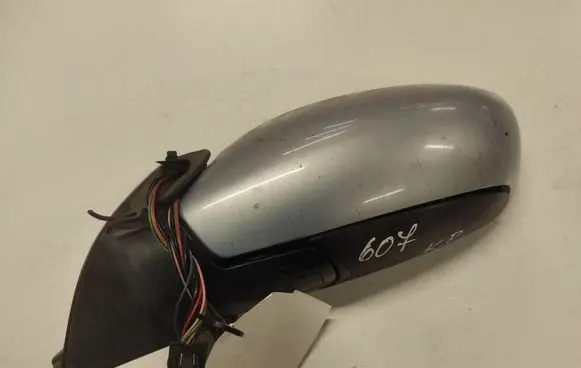 Peugeot 607 Front door electric wing mirror 014091