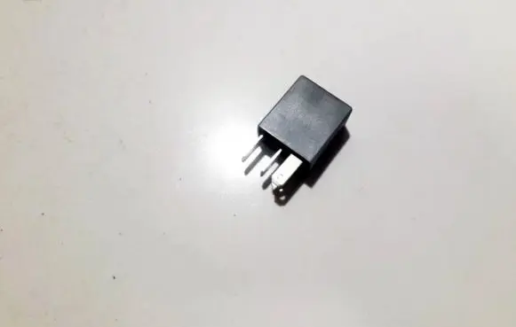 KIA Carnival Other relay 0k55267740