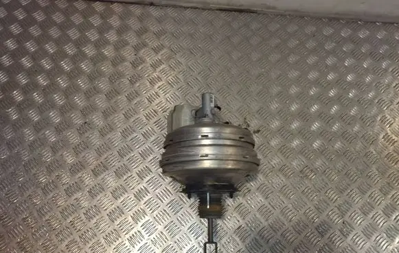 BMW 5 GT F07 Brake booster 32482815