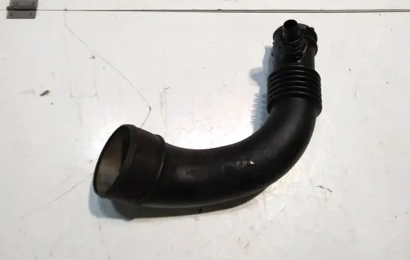 Renault Scenic II - Grand scenic II Air intake hose/pipe PIE8200201615A
