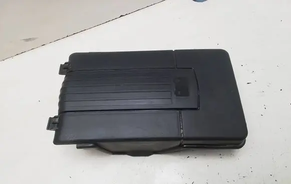 Volkswagen Golf V Battery box tray cover/lid 1K0915443C