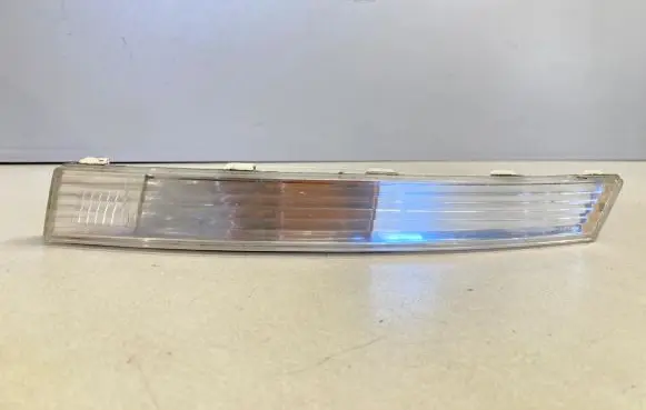 Volkswagen PASSAT B6 Front indicator light 3C0953042E