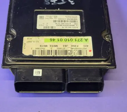 Mercedes-Benz C W204 Engine control unit/module A2710100146 A2711502279 A0044467540