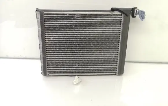 Toyota Yaris Heater blower radiator