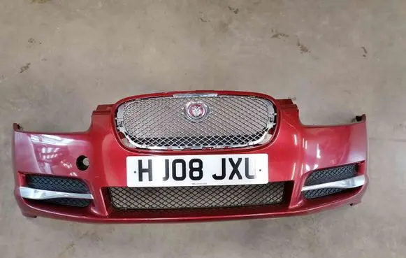 Jaguar XF Front bumper 8X2317C831