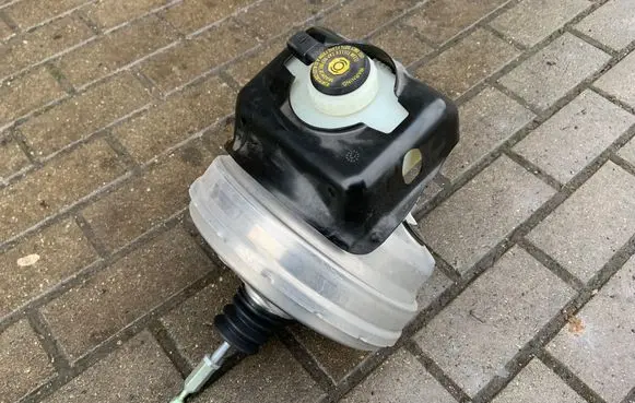 Audi A6 S6 C7 4G Brake booster 4G1612103F